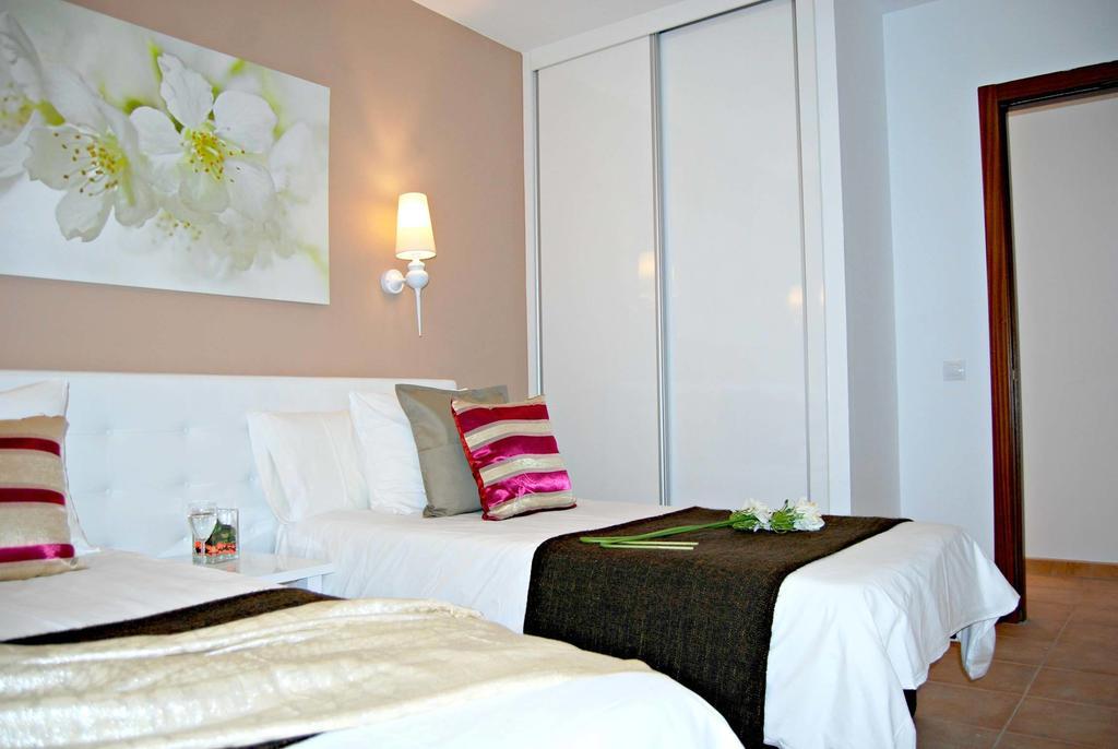 Apartamento Brisa By Vacanzy Collection 코라레호 객실 사진